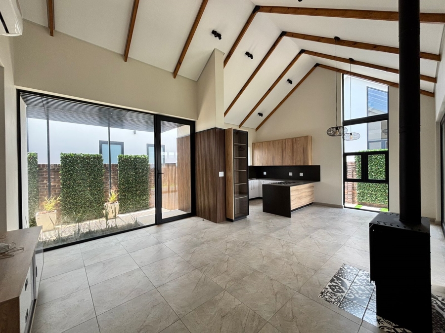 3 Bedroom Property for Sale in Helderzicht Eco Estate North West